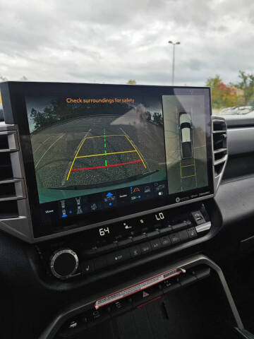 2022 Toyota Tundra SR5