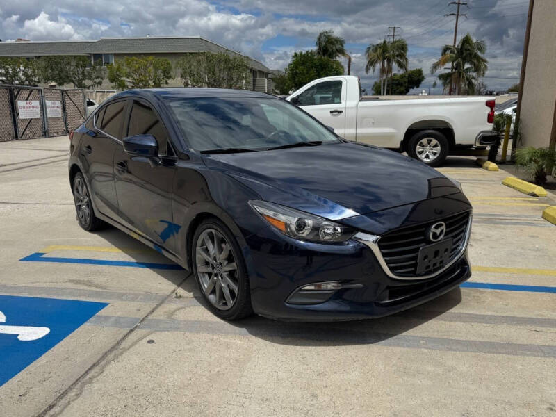 2018 Mazda MAZDA3 Touring