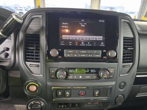 2024 Nissan Titan SV