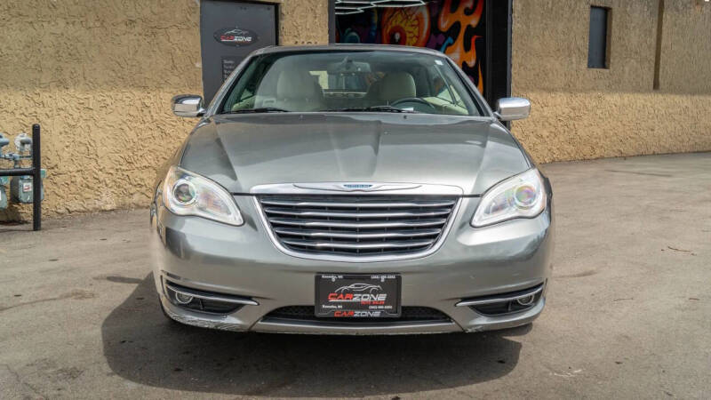 2012 Chrysler 200 Limited