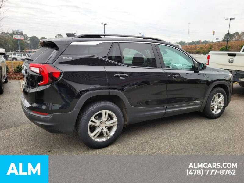 2022 GMC Terrain SLE