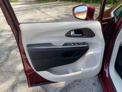 2018 Chrysler Pacifica Touring L Plus