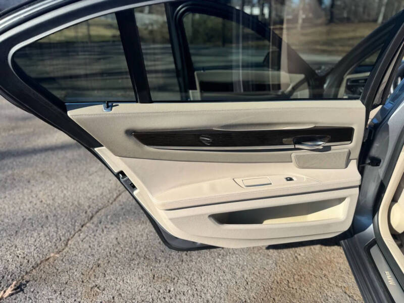 2013 BMW 7 Series 740Li xDrive