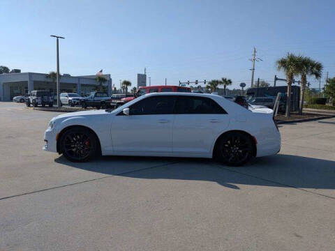 2023 Chrysler 300 C