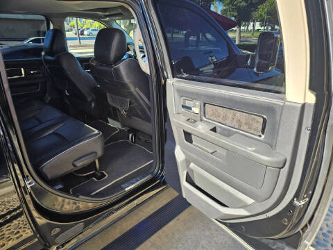 2012 RAM 3500 Laramie Limited