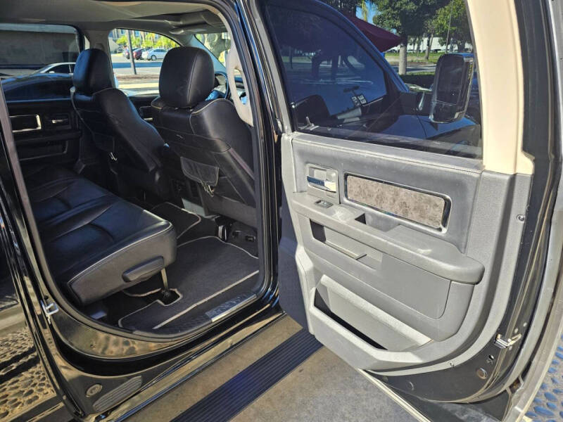 2012 RAM 3500 Laramie Limited