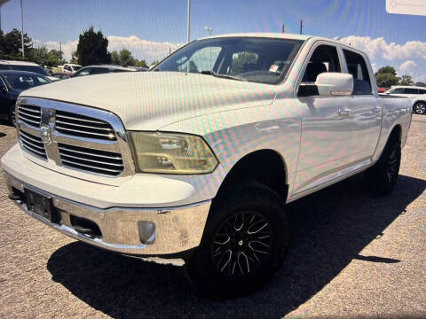 2016 RAM 1500 SLT