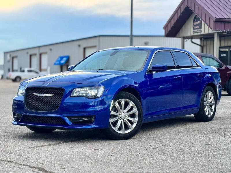 2018 Chrysler 300 Touring