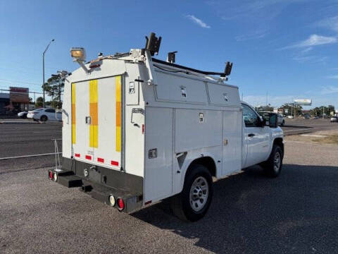 2012 Chevrolet Silverado 3500HD CC