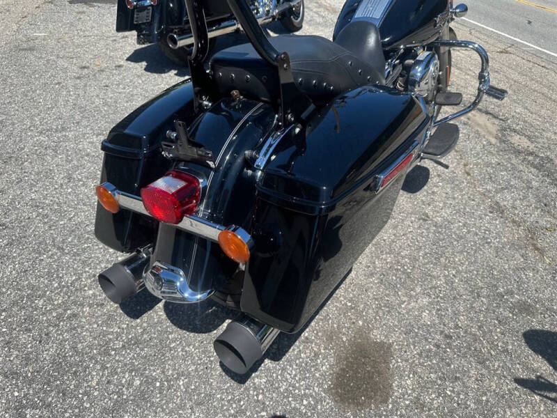 2012 Harley-Davidson FLHRC103