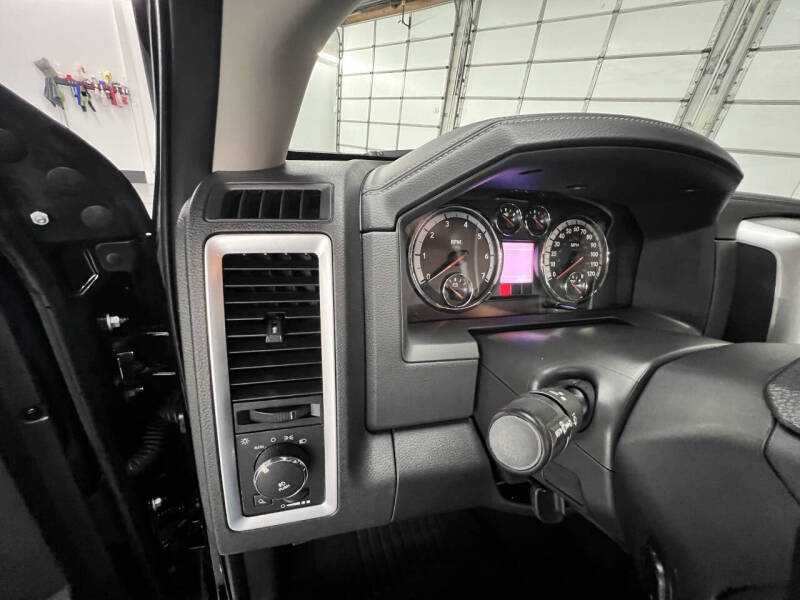 2012 RAM 1500 R/T Sport