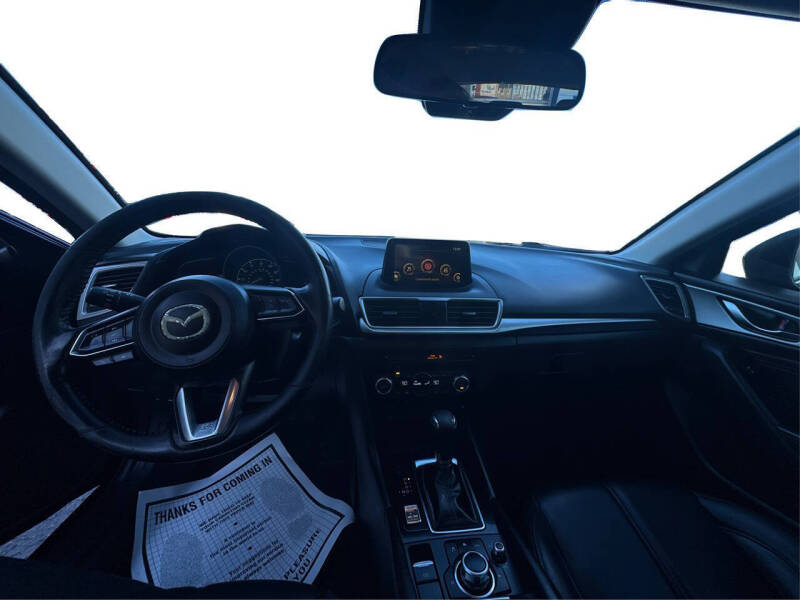 2017 Mazda MAZDA3 Touring