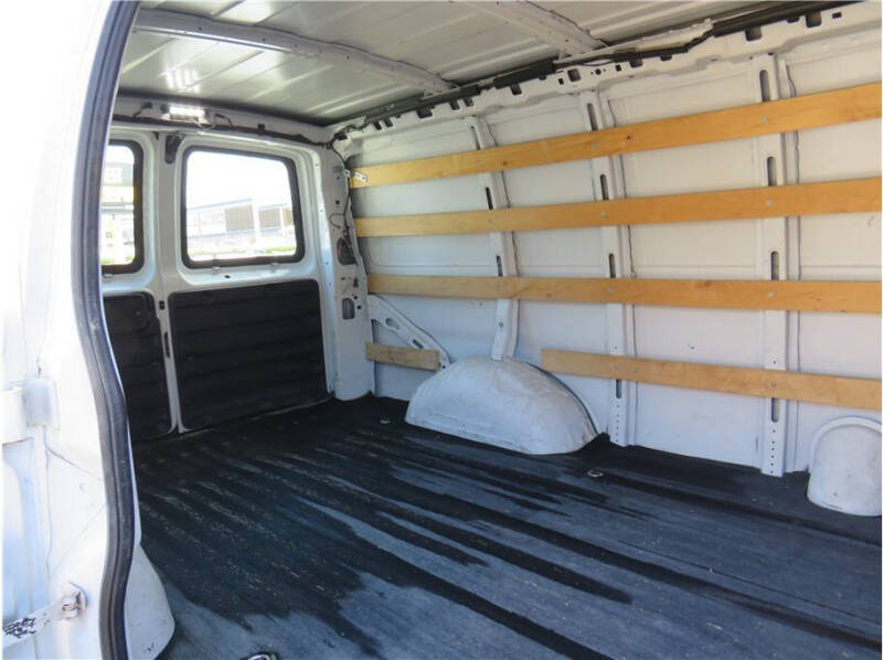 2018 Chevrolet Express 2500