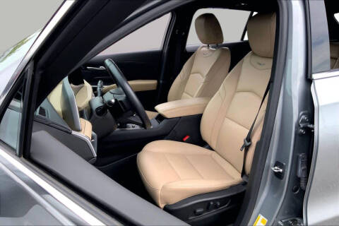 2024 Cadillac XT4 Luxury