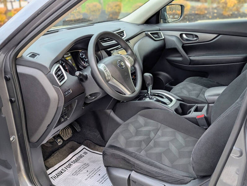 2015 Nissan Rogue SV