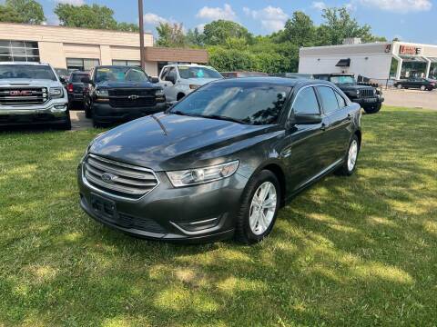 2018 Ford Taurus for sale at Dean's Auto Sales in Flint MI