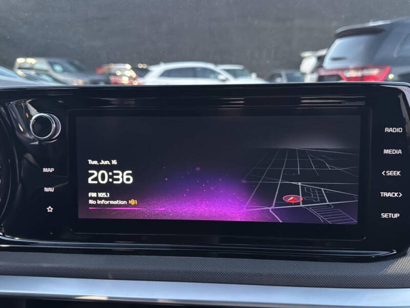 2023 Kia K5