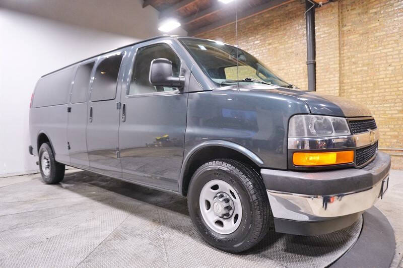 2017 Chevrolet Express LT 3500