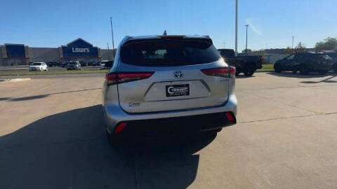 2021 Toyota Highlander Hybrid XLE