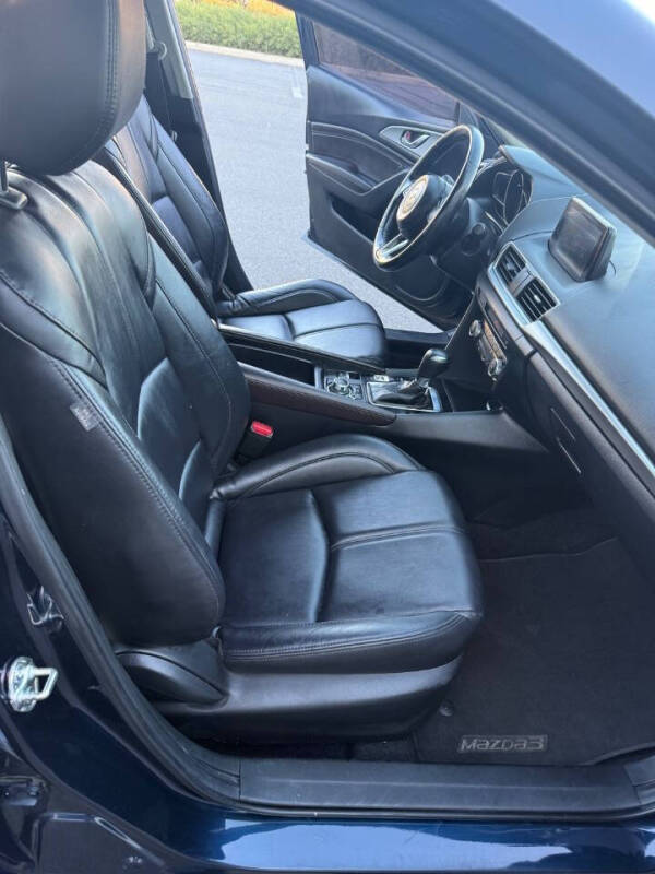 2017 Mazda MAZDA3 Touring