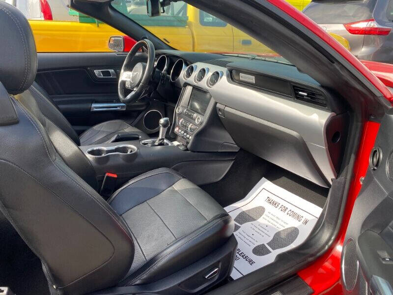 2019 Ford Mustang EcoBoost