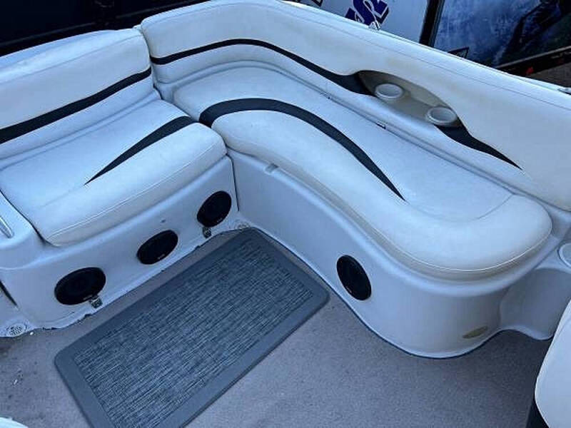 2001 Four Winns FUNSHIP 254