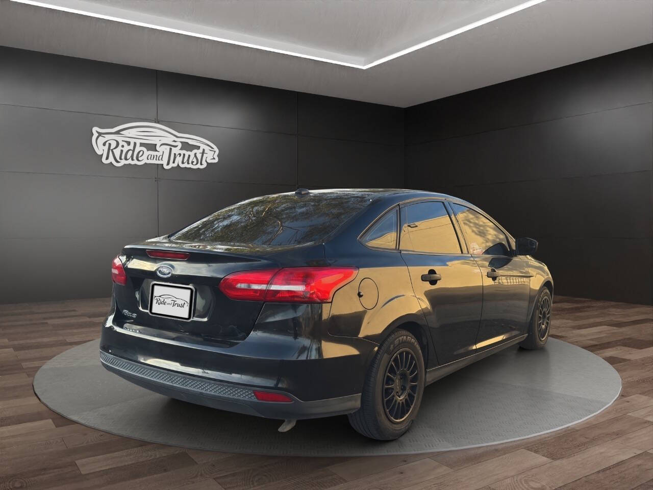 2018 Ford Focus for sale at Ride And Trust in El Cajon, CA