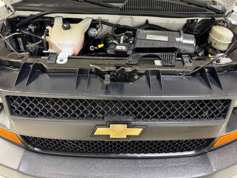 2016 Chevrolet Express 2500