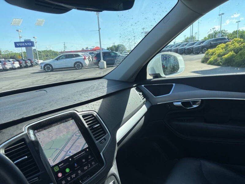 2023 Volvo XC90 B5 Core