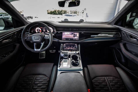 2025 Audi RS Q8 performance 4.0T quattro