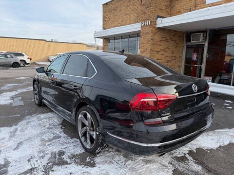 2017 Volkswagen Passat 1.8T R-Line
