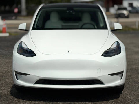 2023 Tesla Model Y Long Range