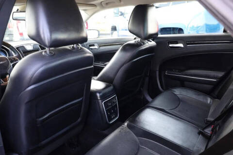 2016 Chrysler 300 C