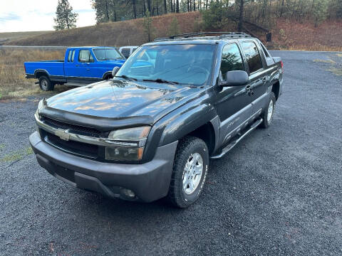 2003 Chevrolet Avalanche for sale at CARLSON'S USED CARS in Troy ID