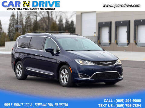 2017 Chrysler Pacifica Touring-L Plus