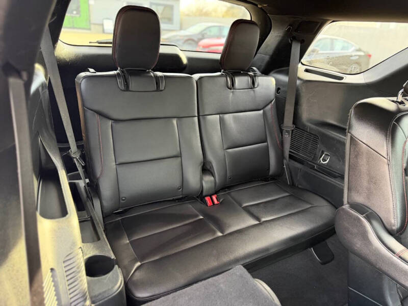 2023 Ford Explorer ST-Line