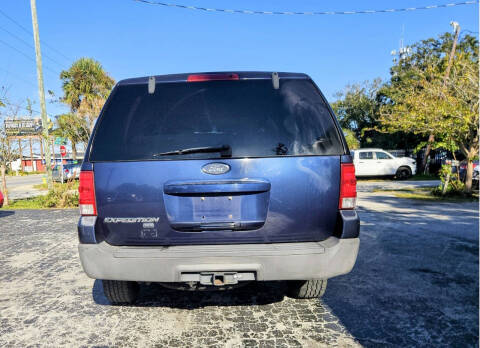 2004 Ford Expedition XLT
