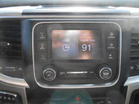 2015 RAM 1500 SLT