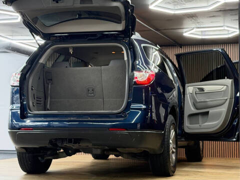 2017 Chevrolet Traverse LS