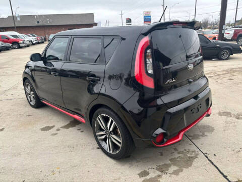 2015 Kia Soul +