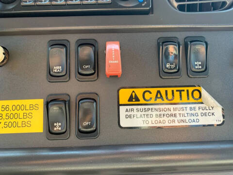 2011 Freightliner M2 112V