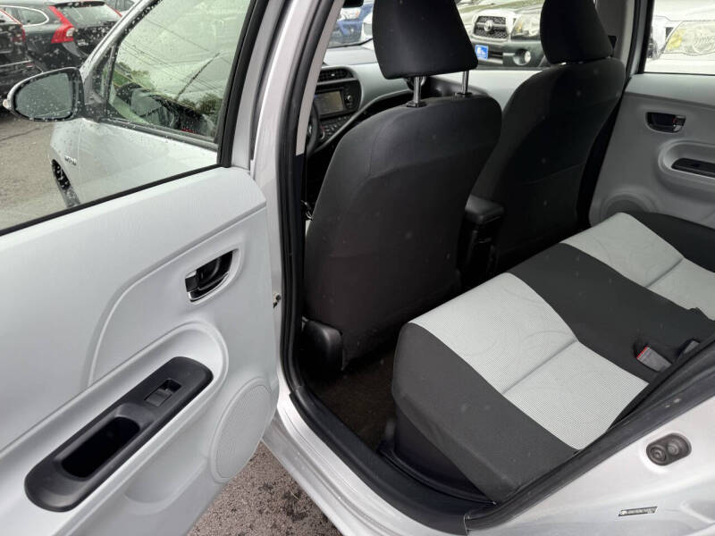 2012 Toyota Prius c Three