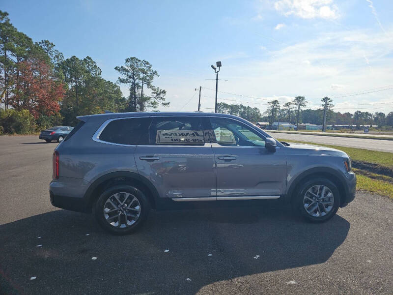 2023 Kia Telluride LX