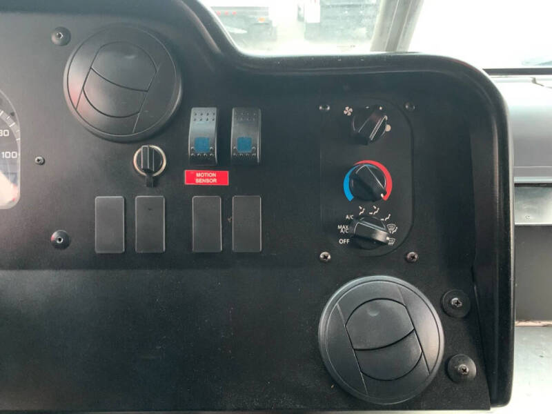 2013 Ford E-Series E-450 SD