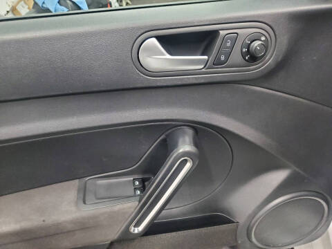 2016 Volkswagen Beetle 1.8T S PZEV