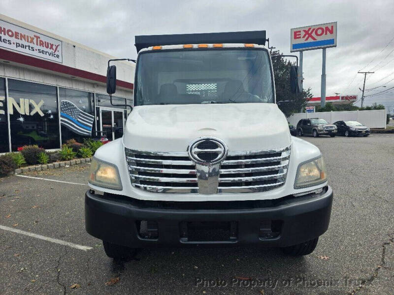 2006 Hino 268A