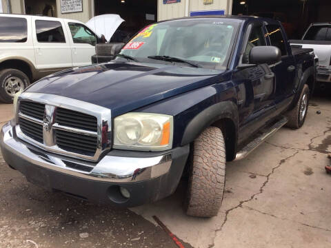 2005 Dodge Dakota for sale at Troy's Auto Sales in Dornsife PA