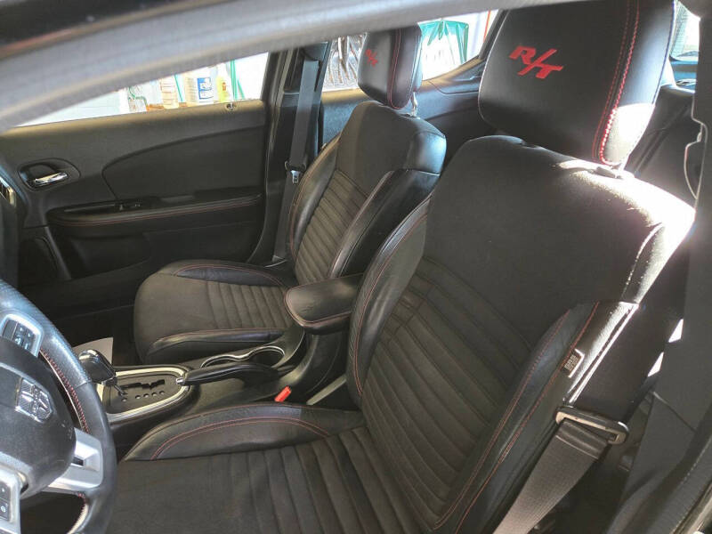 2014 Dodge Avenger R/T