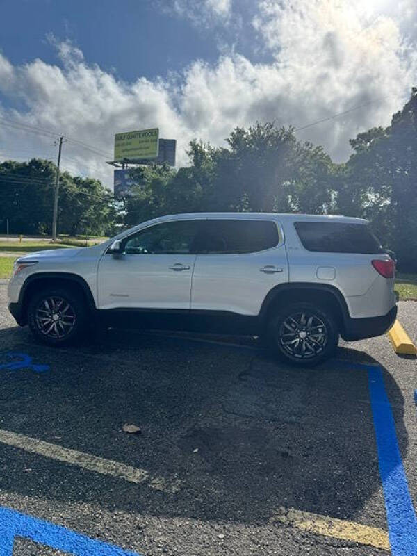 2017 GMC Acadia SLE-1