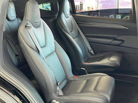 2022 Tesla Model X Plaid